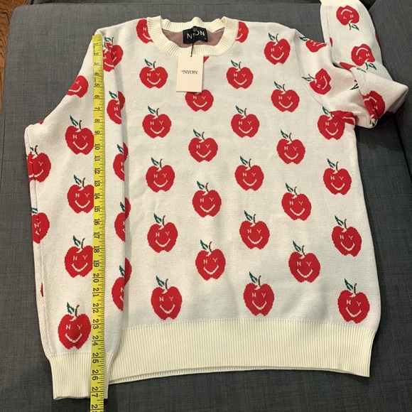 NYON NEW Crewneck Sweater Large New York Big Apple Cotton Plazacore Casual Theme - Picture 12 of 14